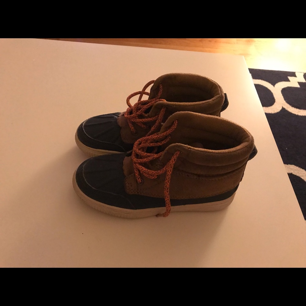 Winter boots for toddlers, great condition